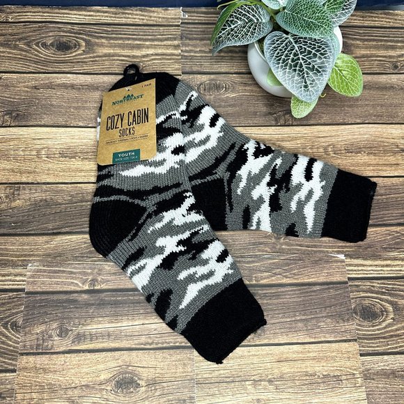 NWT Northeast Outfitters Youth Cozy Cabin Socks Brushed Thermal Size S (Black) - Picture 2 of 9